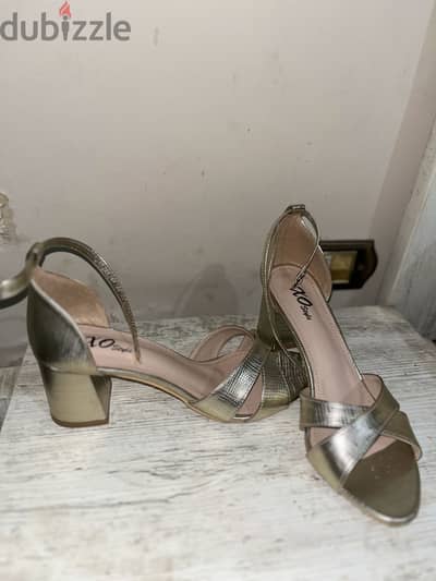 New Golden Sandals