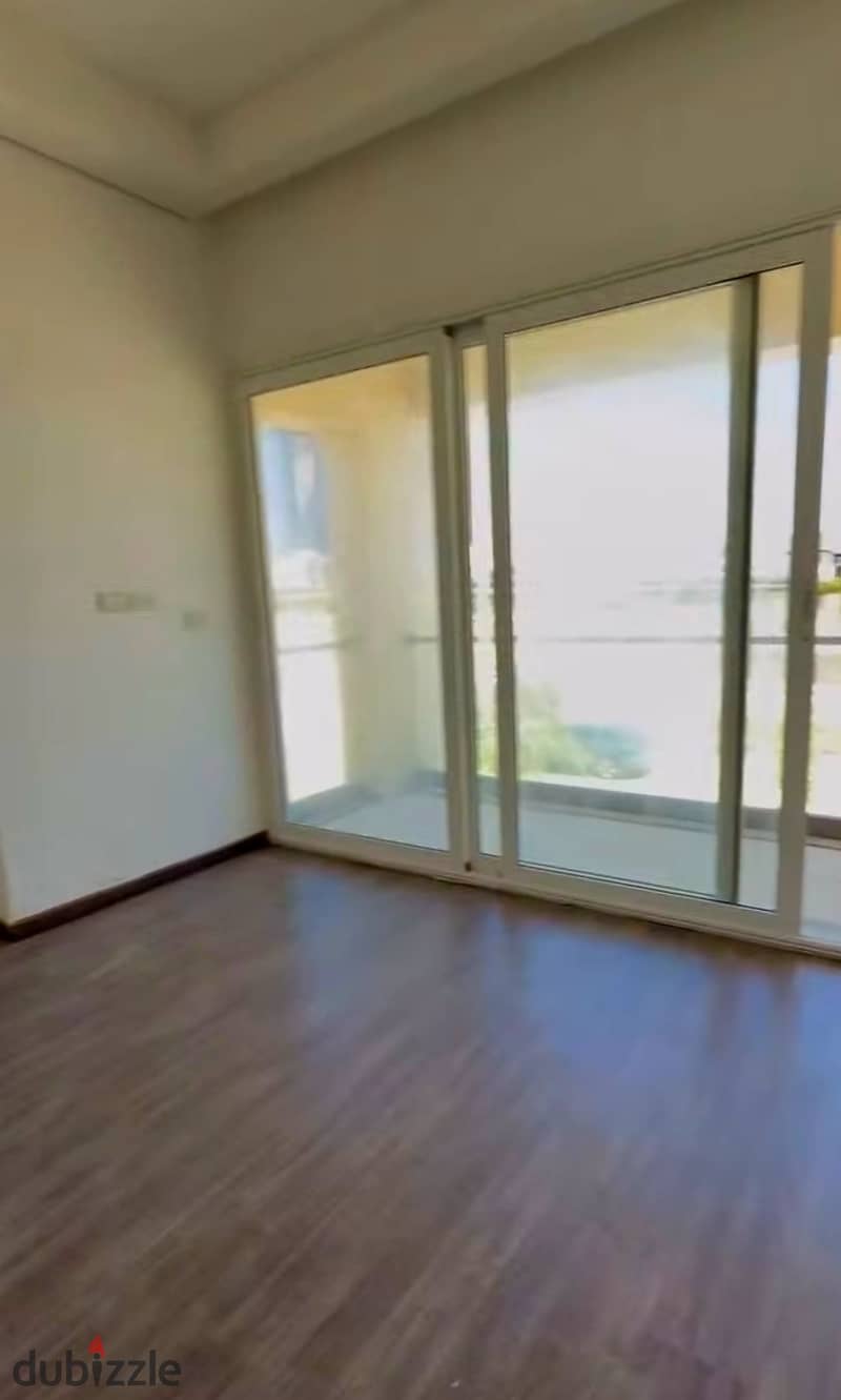 فيلا بـ٦ غرف نوم في مزارين، صورة ٥ من ١٢