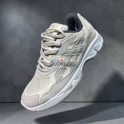  حذاء ASICS الرياضي الأصلي – راحة فائقة وأداء استثنائي لكل خطواتك! 