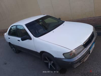 نيسان صني 2000