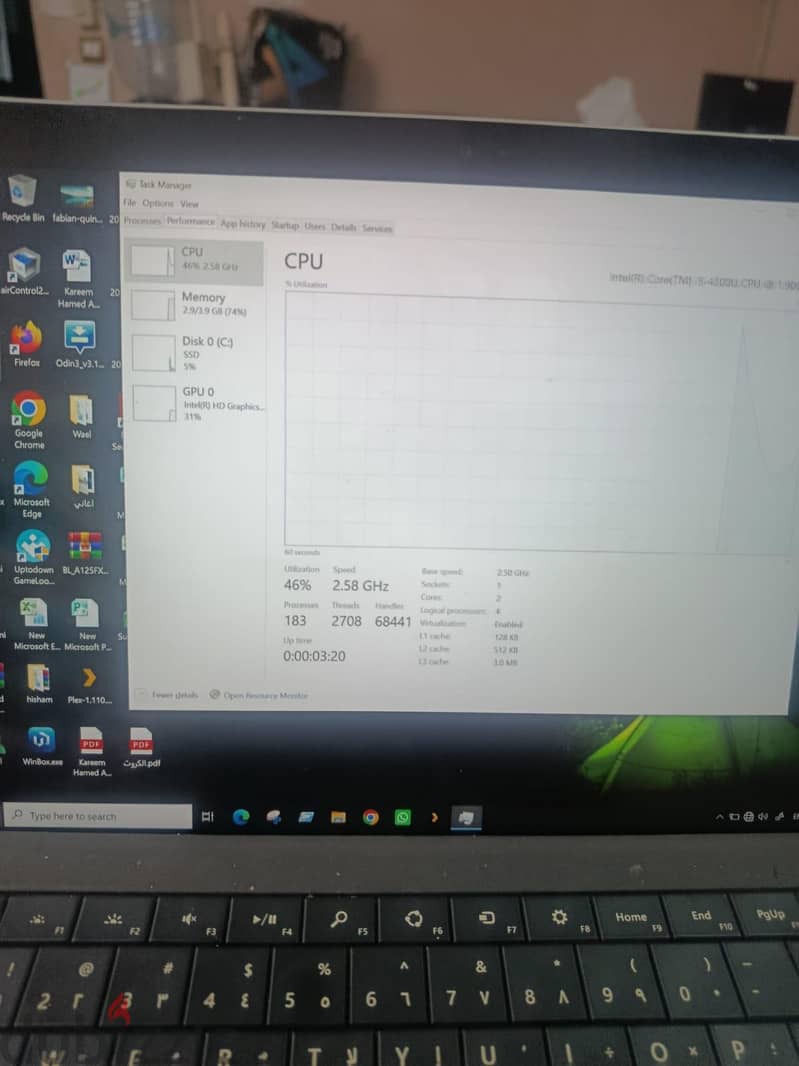 Microsoft Surface Pro 3 (Core i5 / SSD / Touch Screen) بحالة ممتازة 3