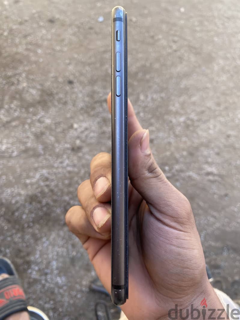 آبل - آيفون 8 بلس 3