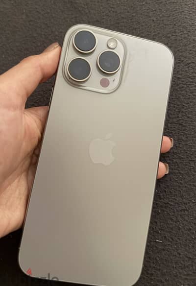 آبل - آيفون 16 برو ماكس