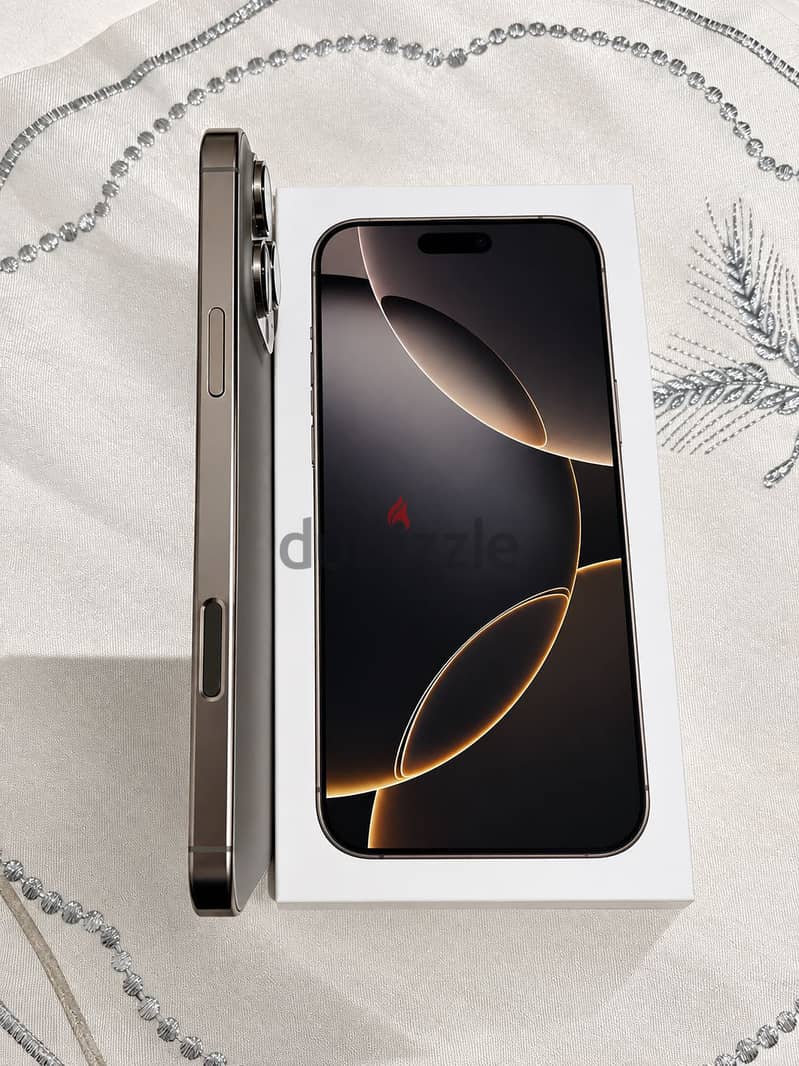 Apple - iPhone 16 Pro Max 2