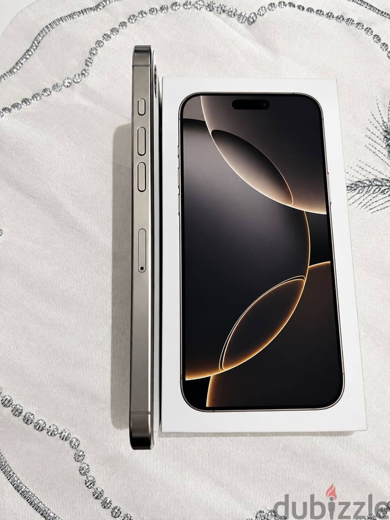 Apple - iPhone 16 Pro Max 3