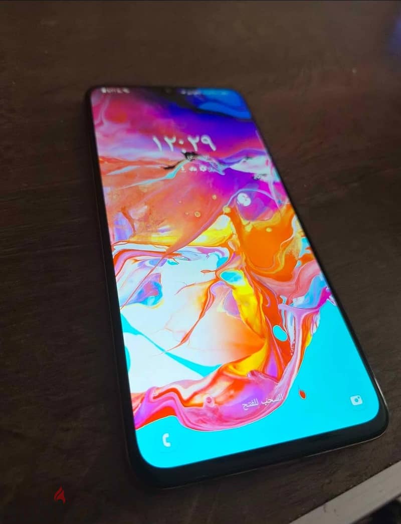 Samsung A70 1