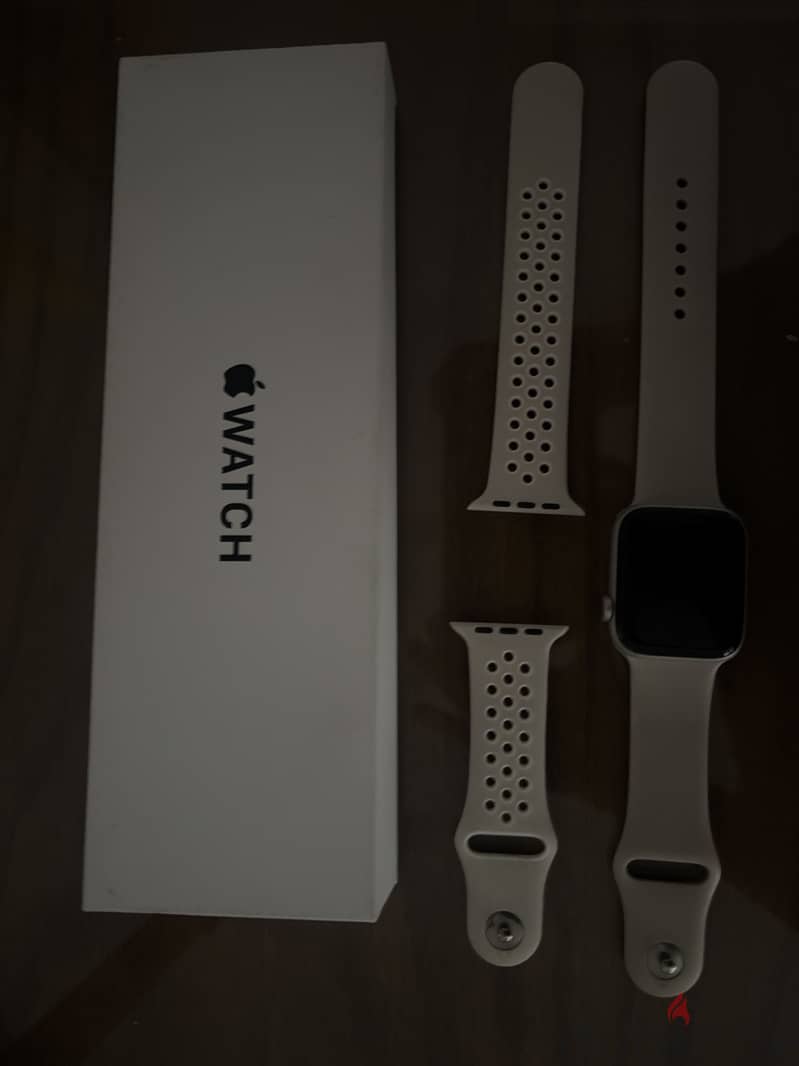 Apple watch SE Gen2 44MM 5