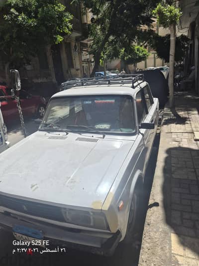 لادا 2105 1984