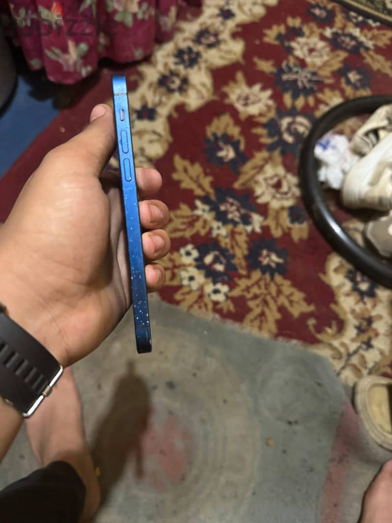 آبل - آيفون 12 4