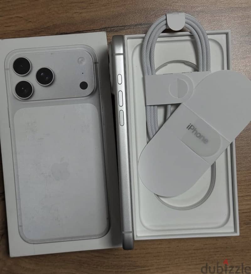 Apple - iPhone 17 Pro Max 1