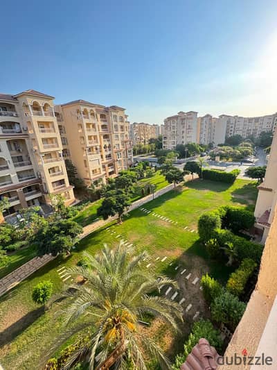 Opportunity 135m for sale in Madinaty View Garden next to services B1