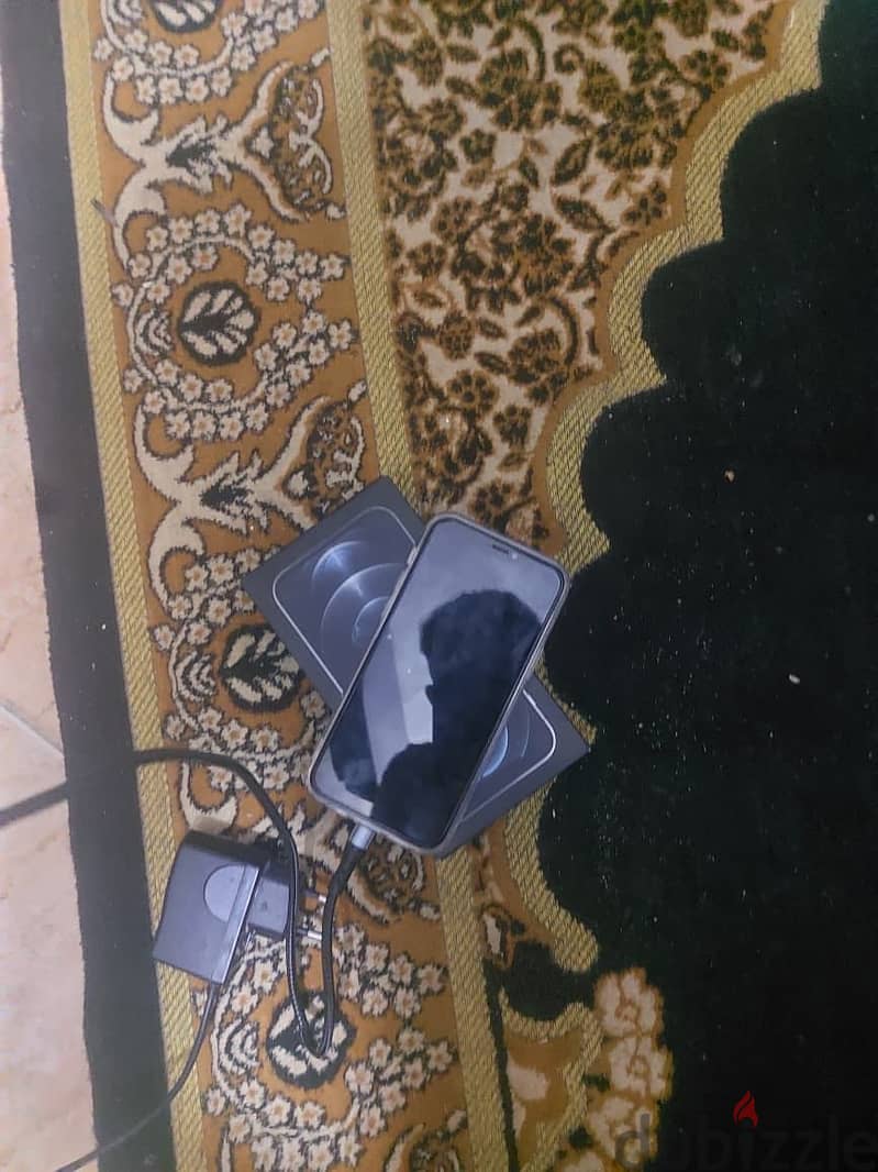آبل - آيفون 12 برو 2