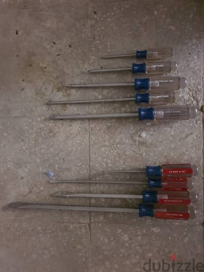 طقم مفكات ٩ قطع