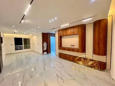 Apartment for rent (standard contract) – 143 sqm in Madinaty (B6). Features custom "Ultra-Super Lux" finishing; first-time occupancy.