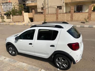 Renault Sandero Stepway 2021 / رينو سانديرو ستيب واي 2021
