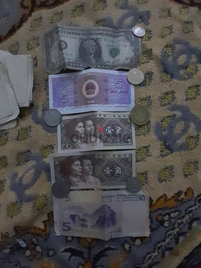 عملات قديمه وتحف اجنبيه