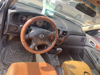 Nissan Sunny 2008