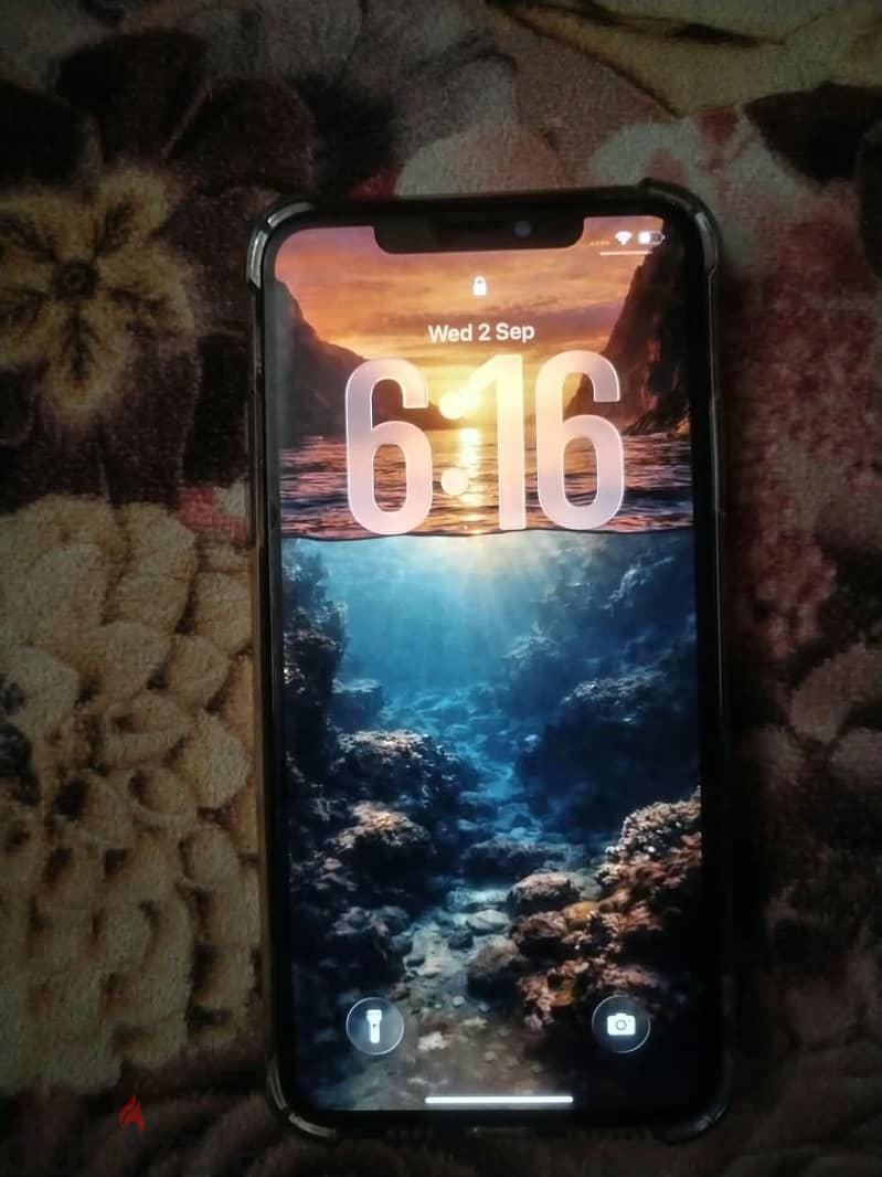 Apple - iPhone 11 Pro Max 1