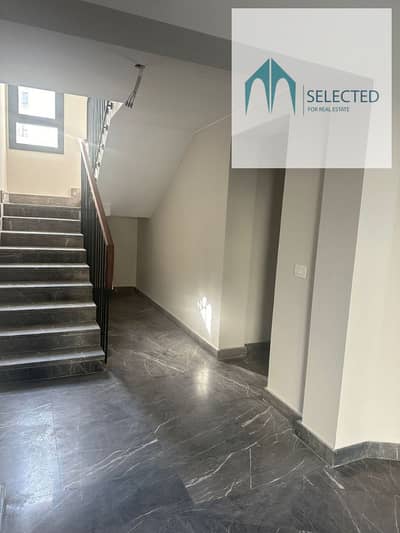For rent, a ground duplex with a garden, fully finished, Ouest Orouskam, in a very distinguished location, the best market prices