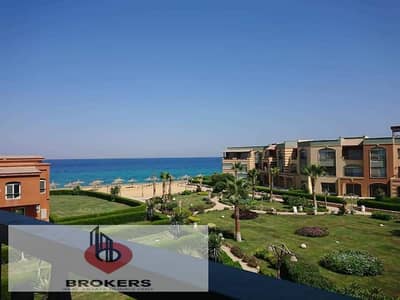 Chalet for sale in Ain Sokhna with a sea view.