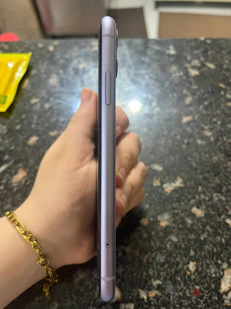 Apple - iPhone 11 1