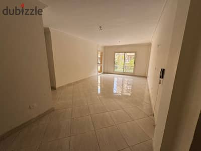 Apartment for sale in Dar Misr Al-Qaranful – First Settlement; first floor, high-end finishing (super-lux), 130 sqm; close to amenities and key areas.