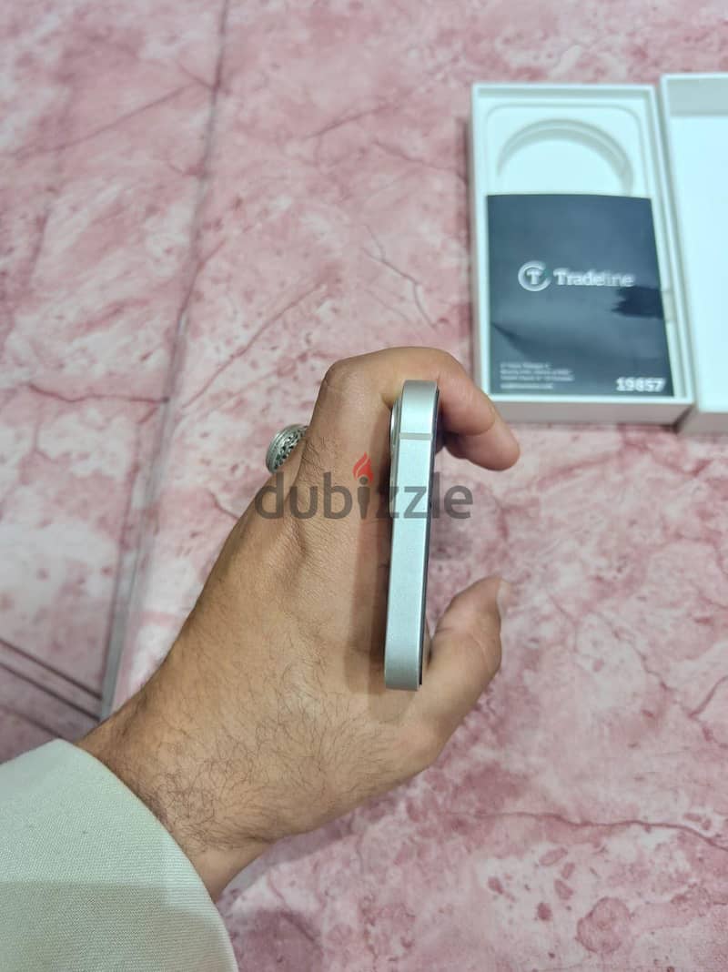 آبل - آيفون 13 2