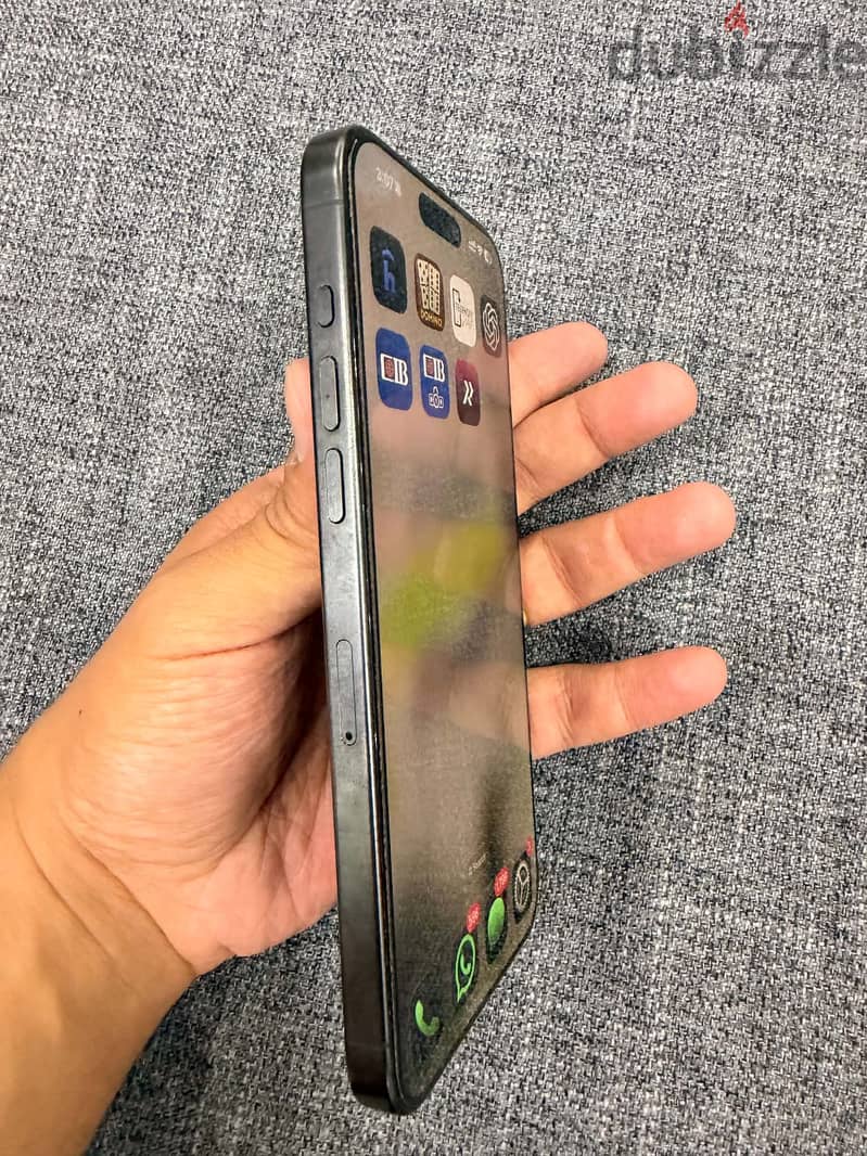 Apple - iPhone 15 Pro Max 3