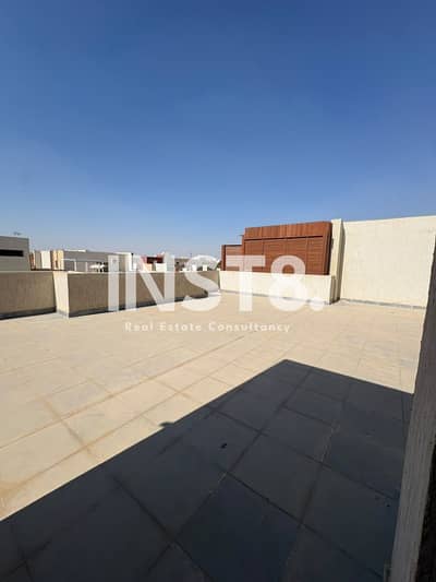Penthouse 4Bed for Sale with Very Attractive Price in Promenade