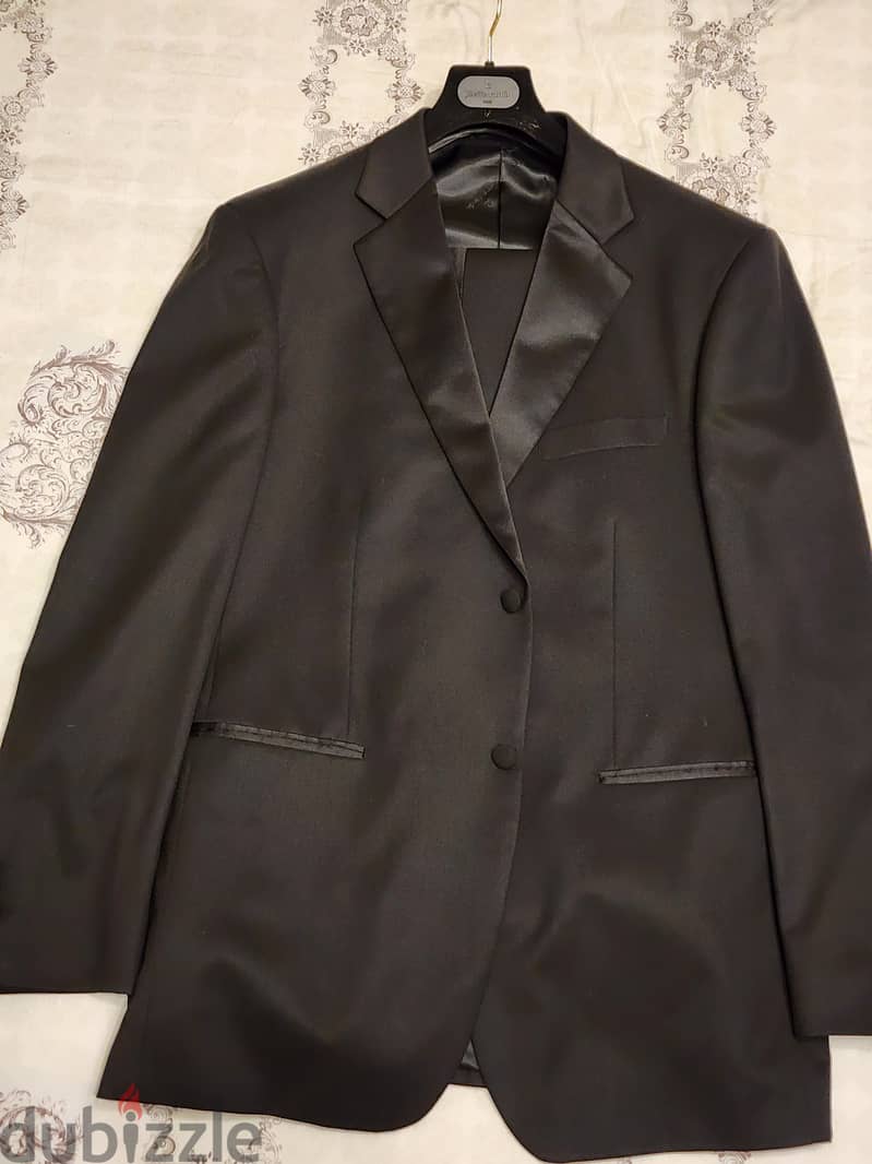 Pierre Cardin suite black 2
