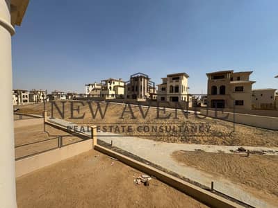 For Sale Standalone Villa in City Gate phase garnet under market price prime location ready to move with dp and installments