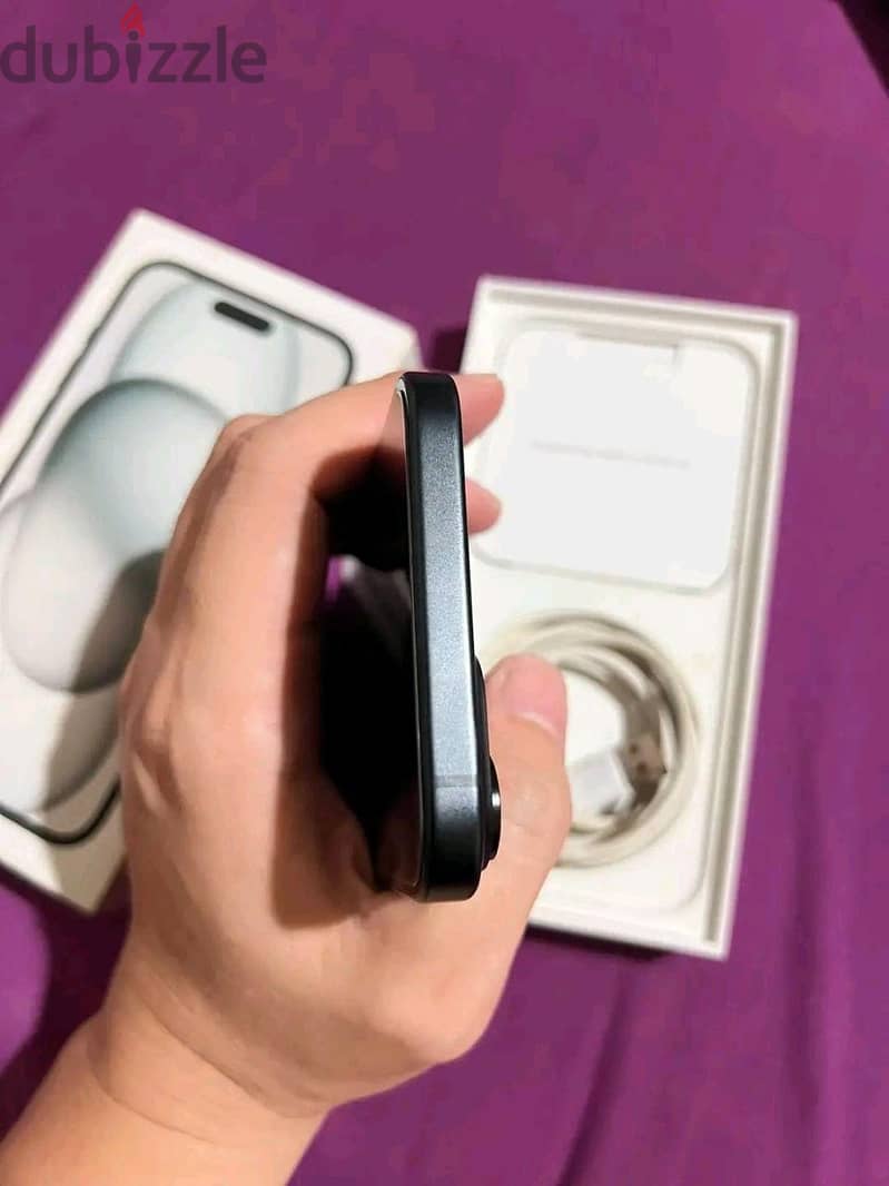آبل - آيفون 15 بلس 3