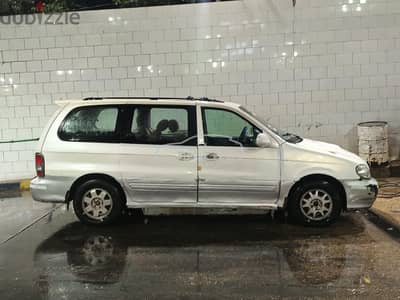 Used Kia Carnival MPV 2002 For Sale Cairo