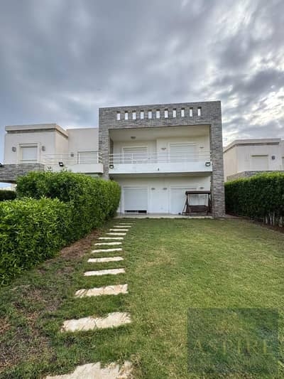 Twinhouse for sale in amwaj - Steps from clubhouse