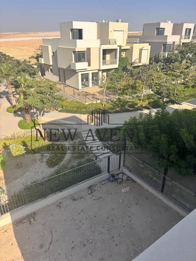 Ready to move Twin House with Private Garden and Roof for Sale in SODIC East New Heliopolis