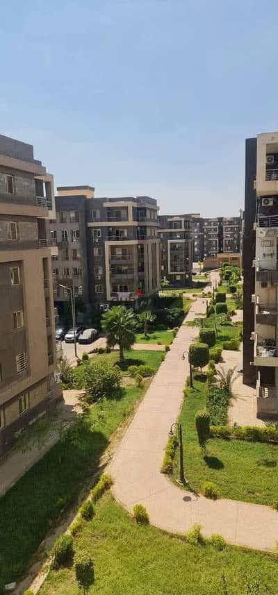 جنة أكتوبر استلام فوري 130 متر 3 غرف بموقع استراتيجي بجوار نادي الصيد وأمام مول العرب