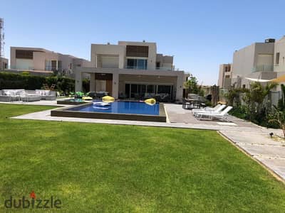 A villa in a very prime location, fully finished, in Hacienda Bay Palm Hills next to Fouka Bay.