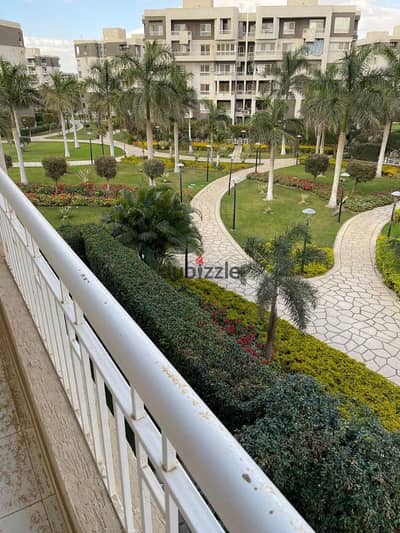 116-square-meter furnished apartment for rent in Madinaty (B10); high-end finishes, located close to amenities.