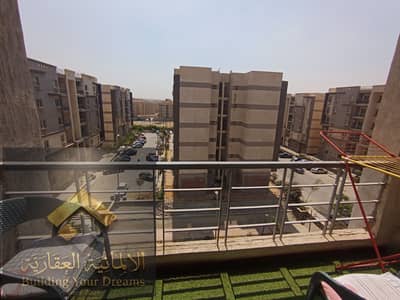 للبيع شقة دور اخير ف سكن مصر الاندلس التجمع الخامس بجوار كمبوند دار مصر الاندلس المرحلة الأولى و7دقيق من الجامعه الامريكيه