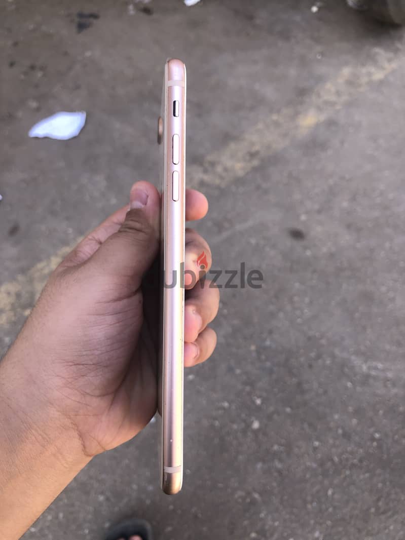 آبل - آيفون 8 بلس 1