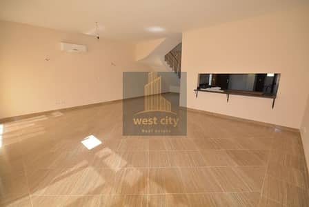Townhouse villa for rent in compound allegria