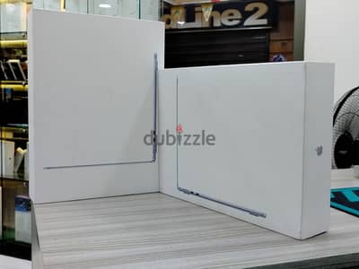 Mac Book Air m4 13 inch 512GB 16GB Ram New sealed