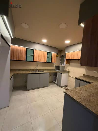 شقة ارضي بجاردن للايجار في كمبوند ذا سكوير التجمع الخامس القاهرة الجديدة موقع مميز شقة واسعة بحديقة كبيرة داخل كمبوند راقي بالقرب من الجامعة الأمريكية وأهم مناطق القاهرة الجديدة