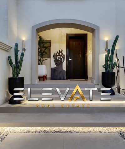 uptown Levana Twin House for rent  3 bedrooms Fully furnished Pool with Jacuzzi Long term