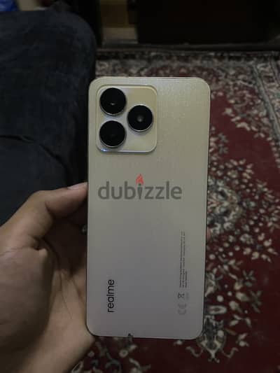 ريلميc53مساحه128بلعلبه وكابل شاحن حاله نضيفه جدا السعر5500نهائي