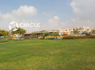 بالقرب من ميفيدا و الAUC شقة ٢٠٧م بفيو علي اللاندسكيب للبيع في هايد بارك نيو كايرو Hyde Park New Cairo التجمع الخامس 5th Settlement القاهرة الجديدة