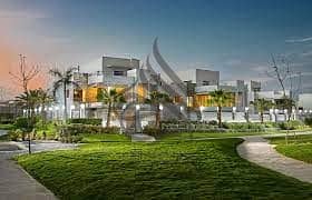 شقه ارضي بجاردن للبيع في ذا سكوير القاهره الجديده لوكيشن ممسز