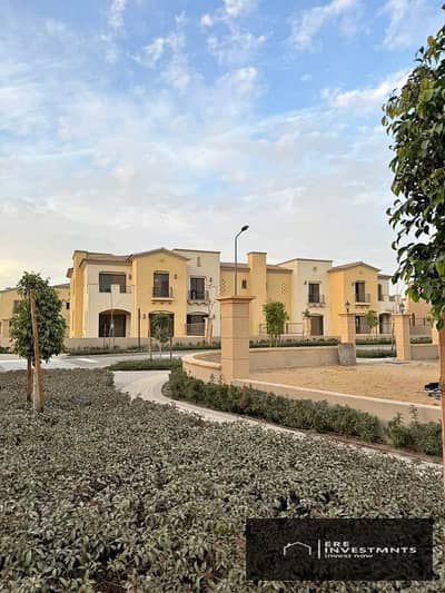 Quattro for sale in City Gate, Qatari Diar, Fifth Settlement - 3 floors ready for viewing and immediate handover at the lowest price in the market