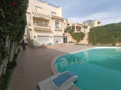 Villa for sale at an exceptional price in Al-Shorouk 2000 Compound
