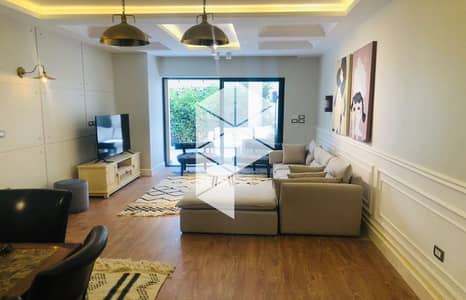 Furnished 2BR Apartment in Lake View